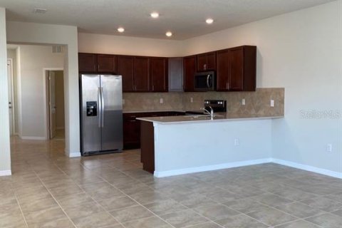 Touwnhouse à louer à Oakland, Floride: 3 chambres, 168.06 m2 № 2148895 - photo 5