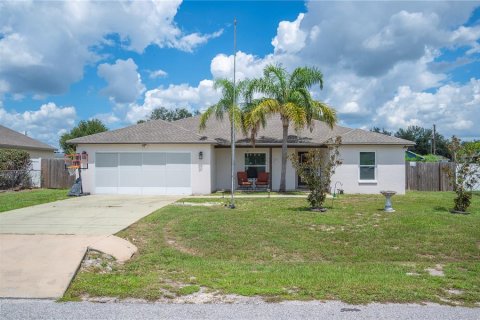 Casa en venta en Mulberry, Florida, 3 dormitorios, 151.62 m2 № 1899598 - foto 1