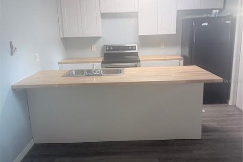 Condo in Orlando, Florida, 2 bedrooms  № 2237359 - photo 13