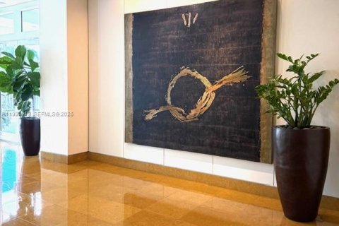 Copropriété à louer à Miami, Floride: 2 chambres, 151.06 m2 № 2055560 - photo 24