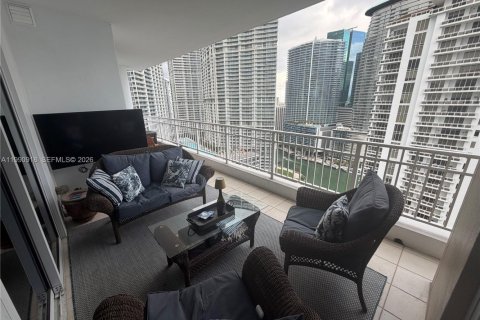 Condominio en alquiler en Miami, Florida, 2 dormitorios, 151.06 m2 № 2055560 - foto 5