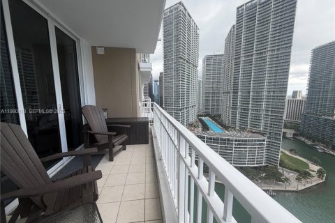 Condominio en alquiler en Miami, Florida, 2 dormitorios, 151.06 m2 № 2055560 - foto 4
