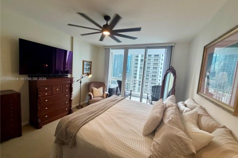 Condominio en alquiler en Miami, Florida, 2 dormitorios, 151.06 m2 № 2055560 - foto 8