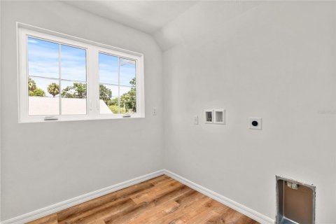 Duplex in Mount Dora, Florida 3 bedrooms, 137.03 sq.m. № 1593369 - photo 26