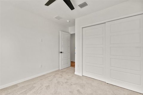 Duplex in Mount Dora, Florida 3 bedrooms, 137.03 sq.m. № 1593369 - photo 23