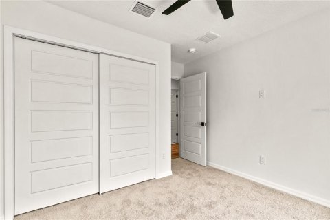 Duplex in Mount Dora, Florida 3 bedrooms, 137.03 sq.m. № 1593369 - photo 21