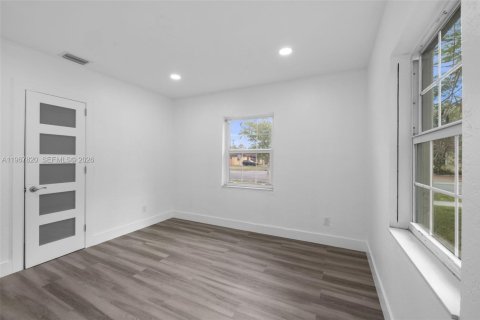 Casa en venta en West Miami, Florida, 3 dormitorios, 107.21 m2 № 2029878 - foto 17