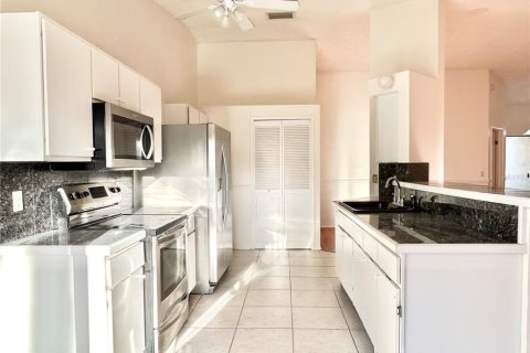 Casa en venta en Orlando, Florida, 3 dormitorios, 154.96 m2 № 2234557 - foto 21