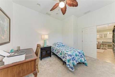 House in North Port, Florida 3 bedrooms, 191.29 sq.m. № 2104922 - photo 25