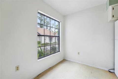 Townhouse in Temple Terrace, Florida 2 bedrooms, 110.55 sq.m. № 2147598 - photo 6