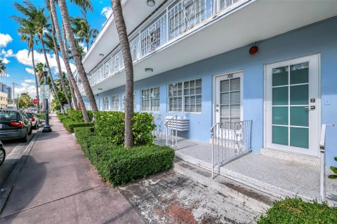 Copropriété à louer à Miami Beach, Floride: 37.16 m2 № 1976658 - photo 26