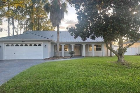 House in Palm Coast, Florida 3 bedrooms, 197.7 sq.m. № 1869138 - photo 3