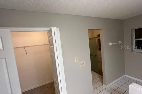 House in Palm Coast, Florida 3 bedrooms, 197.7 sq.m. № 1869138 - photo 10
