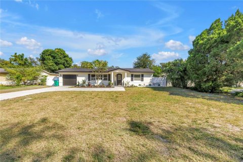 House in Saint Petersburg, Florida 3 bedrooms, 110 sq.m. № 2429449 - photo 5