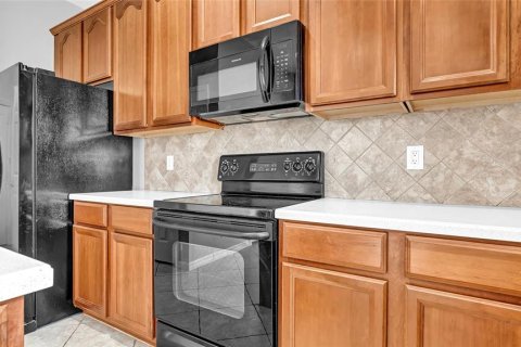 Adosado en alquiler en Saint Petersburg, Florida, 3 dormitorios, 155.33 m2 № 1917505 - foto 10