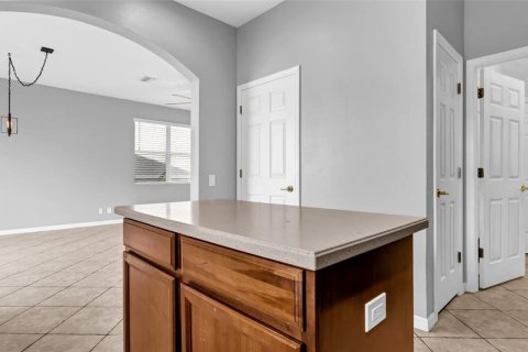 Adosado en alquiler en Saint Petersburg, Florida, 3 dormitorios, 155.33 m2 № 1917505 - foto 9