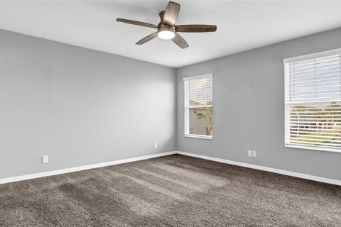 Adosado en alquiler en Saint Petersburg, Florida, 3 dormitorios, 155.33 m2 № 1917505 - foto 16