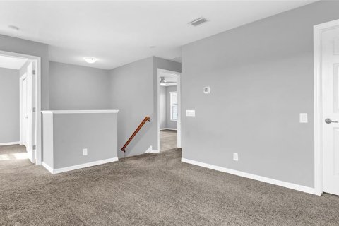 Adosado en alquiler en Saint Petersburg, Florida, 3 dormitorios, 155.33 m2 № 1917505 - foto 15