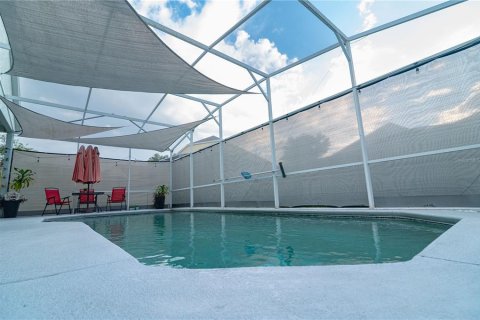 House in Davenport, Florida 5 bedrooms, 210.89 sq.m. № 1916034 - photo 17
