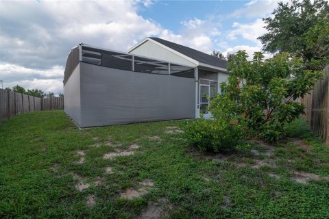 House in Davenport, Florida 5 bedrooms, 210.89 sq.m. № 1916034 - photo 19
