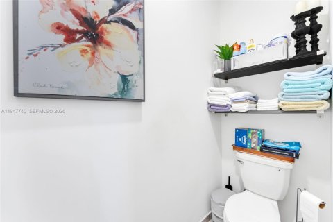 Adosado en venta en Pembroke Pines, Florida, 3 dormitorios, 146.79 m2 № 2007425 - foto 18