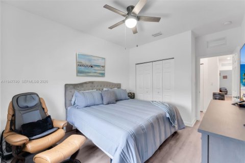 Adosado en venta en Pembroke Pines, Florida, 3 dormitorios, 146.79 m2 № 2007425 - foto 22