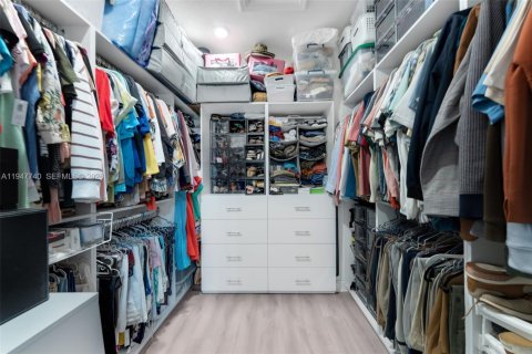 Adosado en venta en Pembroke Pines, Florida, 3 dormitorios, 146.79 m2 № 2007425 - foto 19