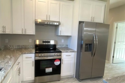 House in Sebring, Florida 3 bedrooms, 129.41 sq.m. № 1313612 - photo 8