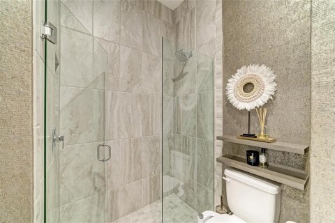 House in Sarasota, Florida 4 bedrooms, 365.2 sq.m. № 2408698 - photo 29