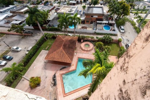 Copropriété à louer à Miami, Floride: 2 chambres, 81.94 m2 № 1974559 - photo 5