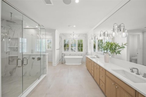 Купить виллу или дом в Холмс-Бич, Флорида 6 комнат, 495.35м2, № 1620651 - фото 15