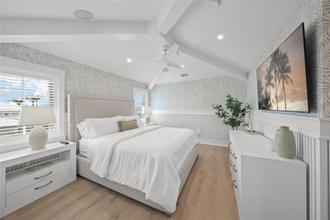 Купить виллу или дом в Холмс-Бич, Флорида 6 комнат, 495.35м2, № 1620651 - фото 22