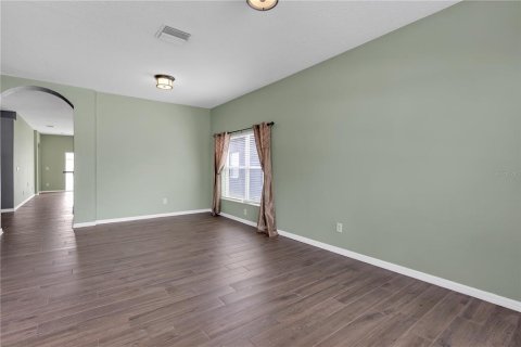 House in Land O' Lakes, Florida 4 bedrooms, 174.1 sq.m. № 1659145 - photo 8