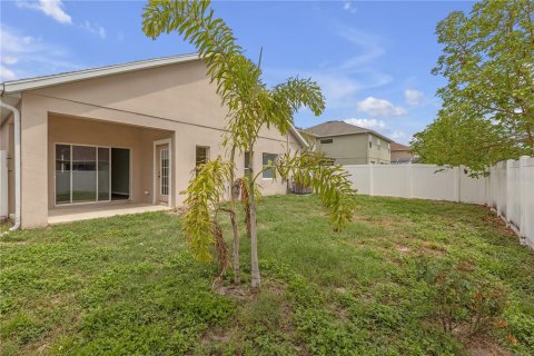 House in Land O' Lakes, Florida 4 bedrooms, 174.1 sq.m. № 1659145 - photo 16