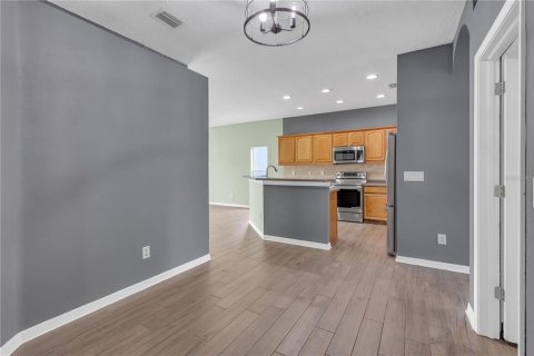House in Land O' Lakes, Florida 4 bedrooms, 174.1 sq.m. № 1659145 - photo 17