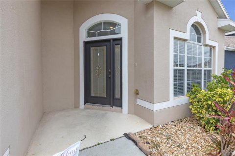 House in Land O' Lakes, Florida 4 bedrooms, 174.1 sq.m. № 1659145 - photo 2