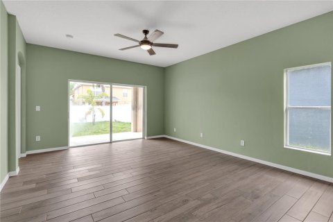 House in Land O' Lakes, Florida 4 bedrooms, 174.1 sq.m. № 1659145 - photo 20