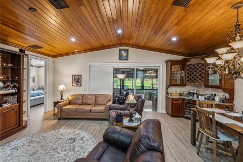 Casa en venta en Lake Wales, Florida, 2 dormitorios, 216.28 m2 № 1918518 - foto 10