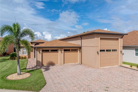 Casa en venta en Lake Wales, Florida, 2 dormitorios, 216.28 m2 № 1918518 - foto 2