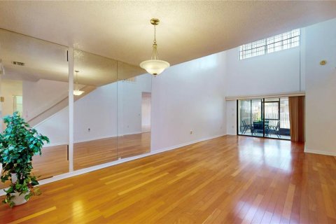Adosado en alquiler en Tampa, Florida, 3 dormitorios, 165.55 m2 № 1910314 - foto 4