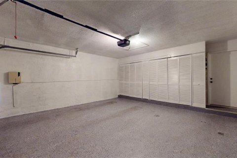 Touwnhouse à louer à Tampa, Floride: 3 chambres, 165.55 m2 № 1910314 - photo 30