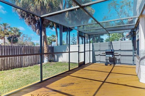 Adosado en alquiler en Tampa, Florida, 3 dormitorios, 165.55 m2 № 1910314 - foto 27