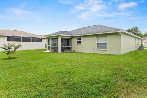 House in Lakeland, Florida 3 bedrooms, 133.22 sq.m. № 1900042 - photo 26