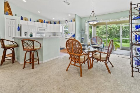 House in Lakeland, Florida 3 bedrooms, 133.22 sq.m. № 1900042 - photo 9