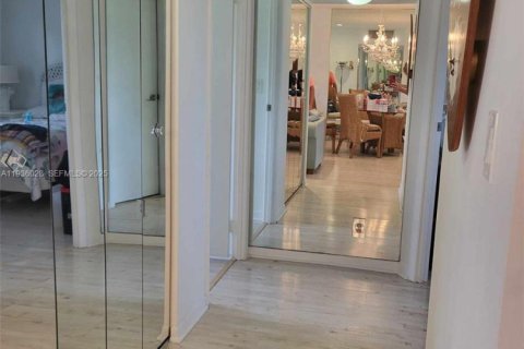 Condominio en venta en Lauderdale Lakes, Florida, 2 dormitorios, 87.7 m2 № 2152561 - foto 8