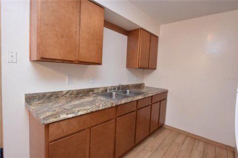 Appartement à louer à Lakeland, Floride: 2 chambres, 92.9 m2 № 1879853 - photo 2