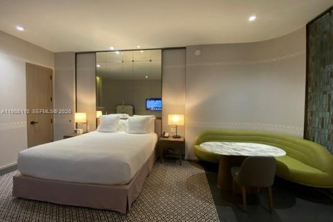 Купить кондоминиум в Майами, Флорида 51.37м2, № 2089090 - фото 13