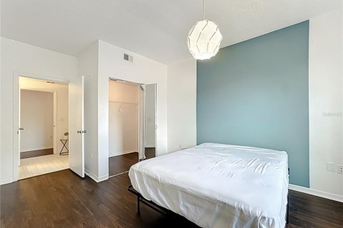 Condo in Orlando, Florida, 2 bedrooms № 2106779 - photo 22