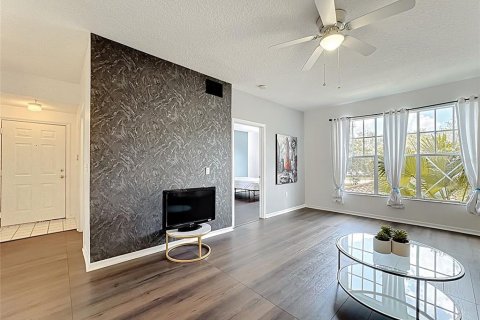 Condo in Orlando, Florida, 2 bedrooms № 2106779 - photo 5