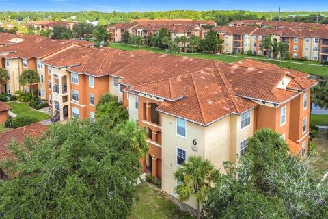 Condo in Orlando, Florida, 2 bedrooms № 2106779 - photo 27